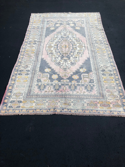 Vintage Rug 4.8x8.1 [NORMA]