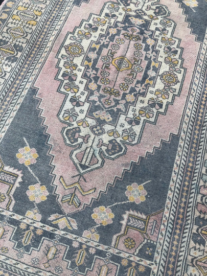 Vintage Rug 4.8x8.1 [NORMA]