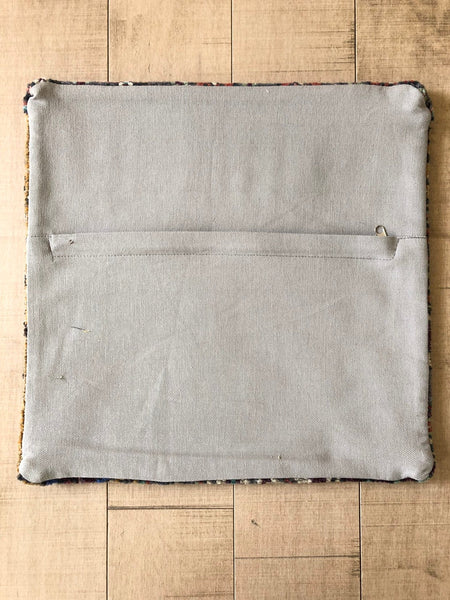 Vintage Rug Pillow 16x16 [BREEZY III]