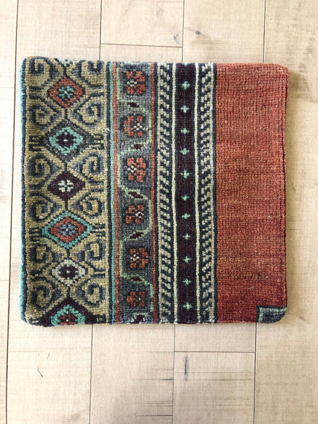 Vintage Rug Pillow 16x16 [BREEZY IX]