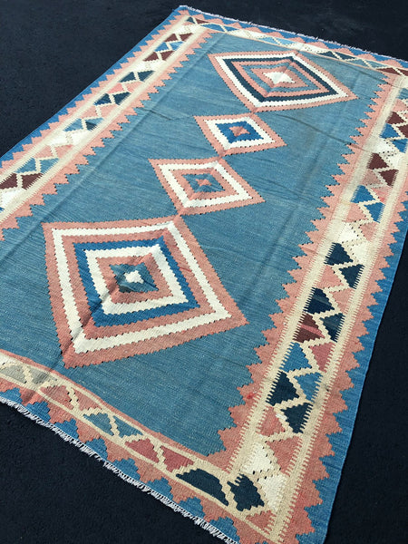 Vintage Rug 5’2x7’6 [AZRA]