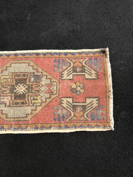 Vintage Rug 1.7x3.3 [CHARLEY]