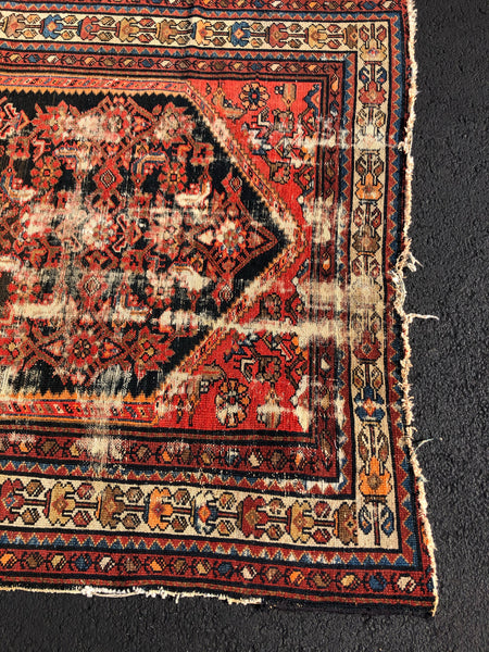 Vintage Rug 4’3x6 [CONSTANCE]