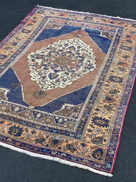 Vintage Rug 4’8x7’4 [CYPRESS]