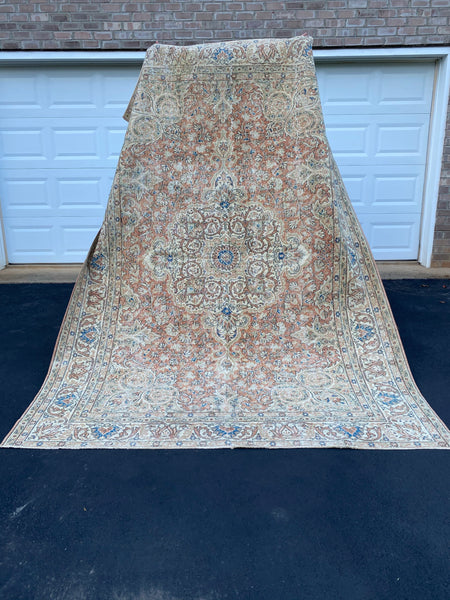 Vintage Rug 7’x9’9 [ODESSY]