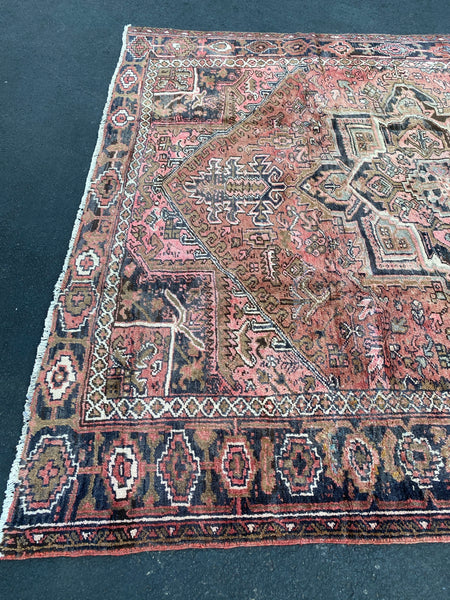 Vintage Rug 7’2x10’2 [GABLE]