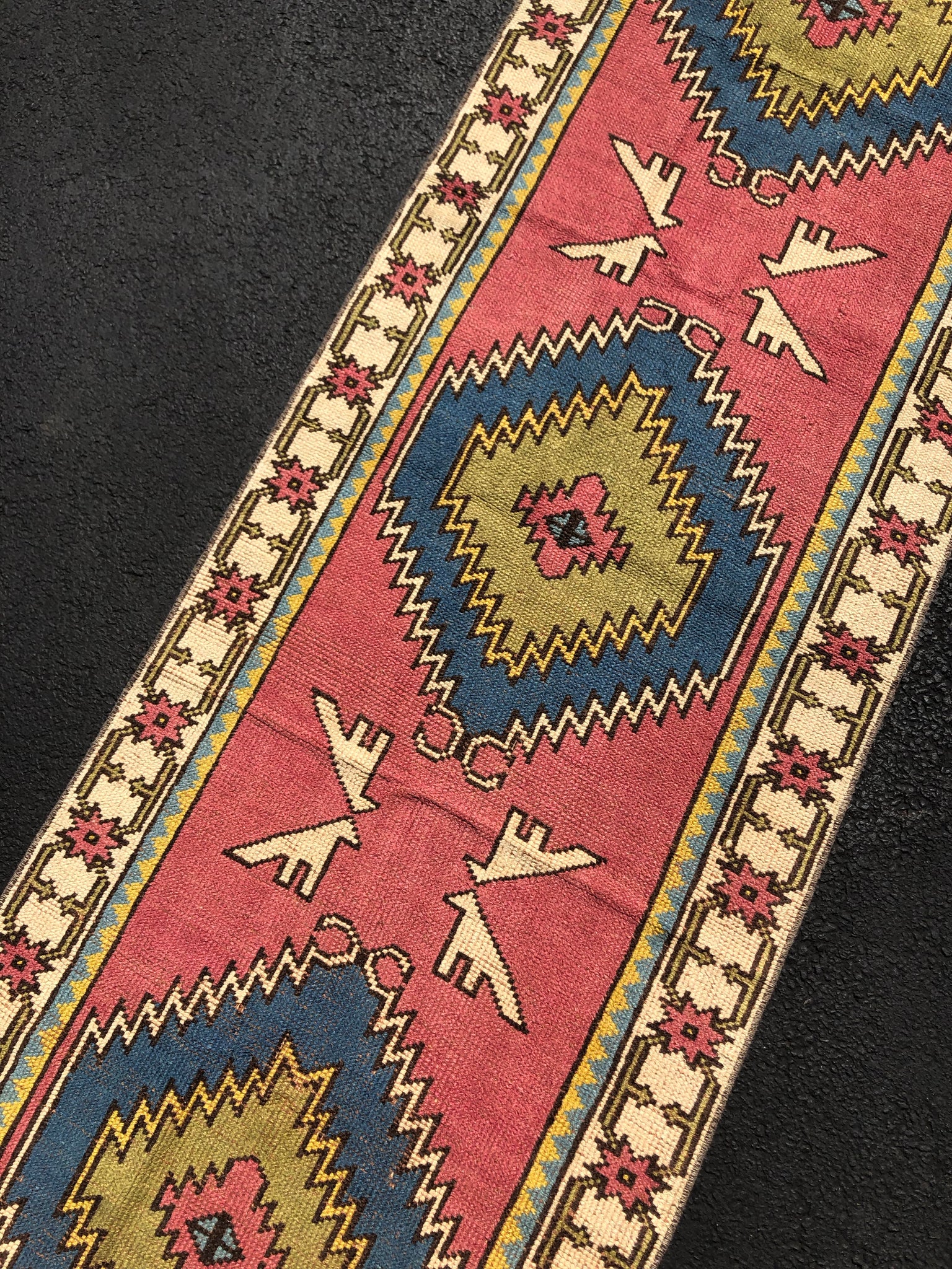 Vintage Rug 2’6x9’1 [DELPHINE]