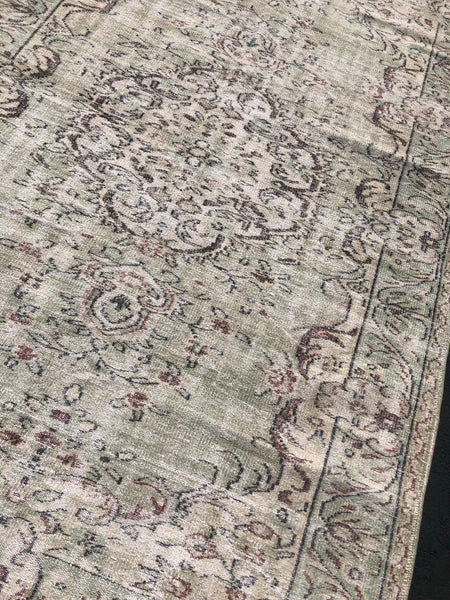 Vintage Rug 6’5x9’8[ESME]