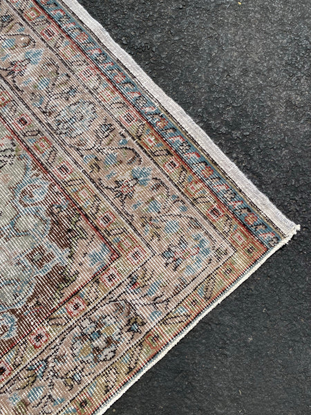 Vintage Rug 5’4x8’1 [GASTON]