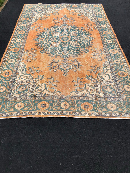 Vintage Rug 5’8x9’2 [TRUDY]