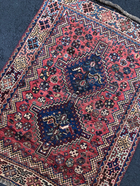 Vintage Rug 4’9x3’9 [DARLENE]