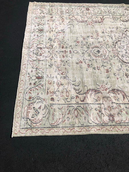 Vintage Rug 6’5x9’8[ESME]