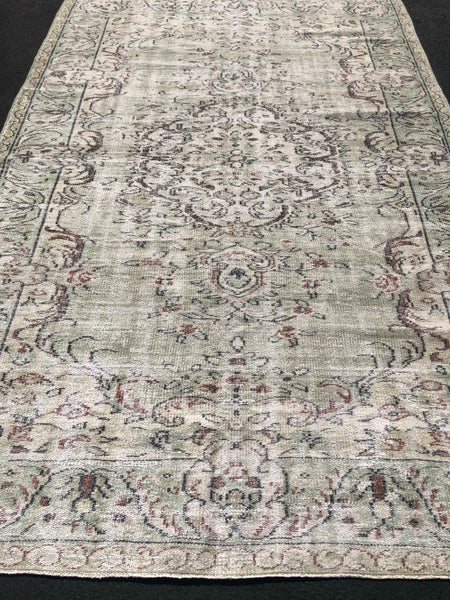 Vintage Rug 6’5x9’8[ESME]