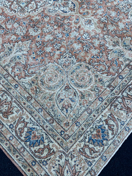 Vintage Rug 7’x9’9 [ODESSY]