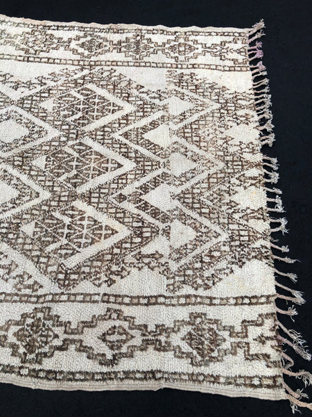 Vintage Rug 4’11x5’7 [DESI]