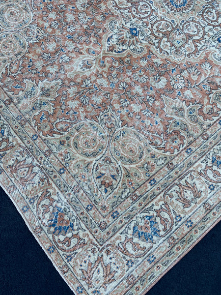 Vintage Rug 7’x9’9 [ODESSY]