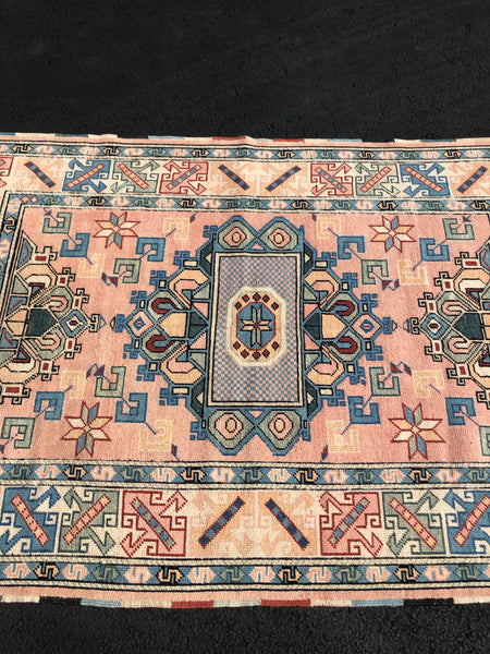 Vintage Rug 3’8x5’7 [MAXINE]