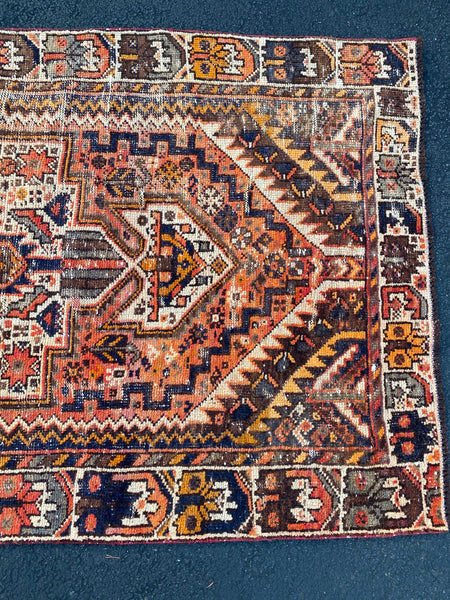 Vintage Rug 3’8x8’8 [RUBY]